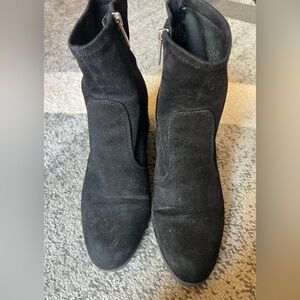 Unisa black ankle booties